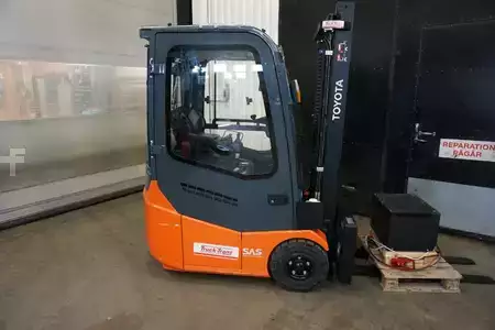 Elektro tříkolové VZV 2018  Toyota 7FBEST13 (9)