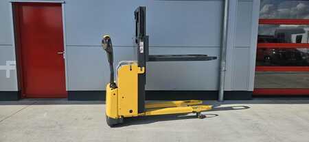 Stacker pedestre 2013  Atlet PSD 125 HH 1770 (3)