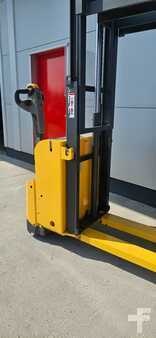 Stacker pedestre 2013  Atlet PSD 125 HH 1770 (6)