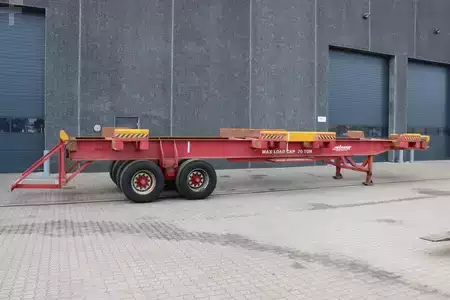 Anhänger 2015  [div] SKELETON 40