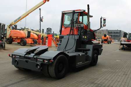 Terminal tractor 2007  Terberg RT222 (3)