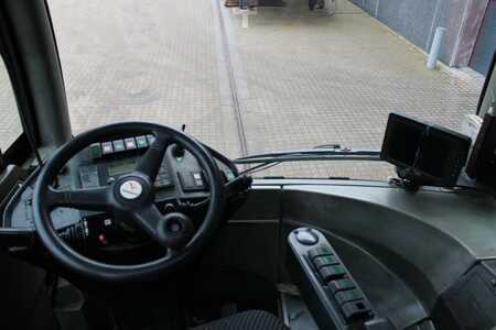 Terminal tractor 2007  Terberg RT222 (4)