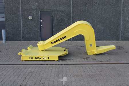 Rimorchi 2023  [div] SEACOM GSH25 (1)