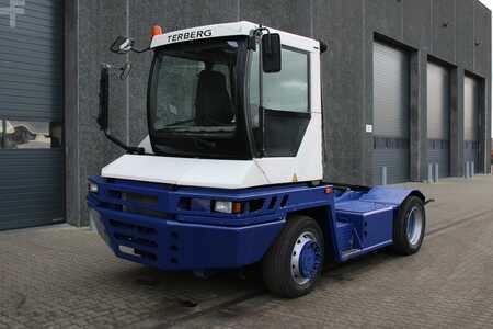 Tractor Industrial 2004  Terberg RT222 (2)