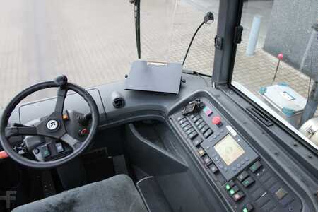 Tracteurs à bagages 2009  Kalmar TR618I (4)