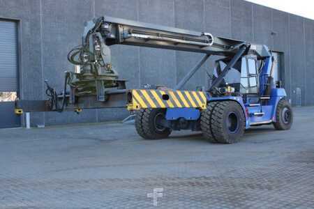Reachstackers 2005  SMV Konecranes SC108TA6 (2)