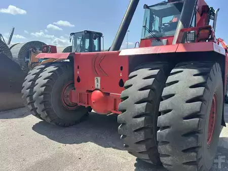 Reachstacker 1998  Kalmar DRD420-60S5 (5)