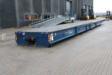 Trailer 2007  [div] RT90 (3)