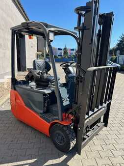 Elektro 3 Rad 2015  Toyota 8FBET16 (2)