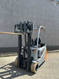 Eléctrica de 3 ruedas 2014  Still RX 20-20 (3)