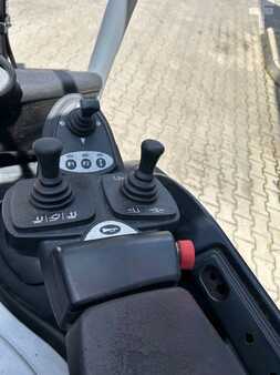Eléctrica de 3 ruedas 2014  Still RX 20-20 (4)