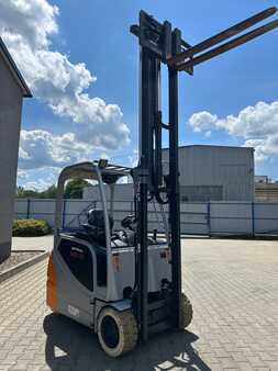 Eléctrica de 3 ruedas 2014  Still RX 20-20 (7)