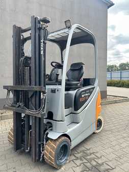 Carrelli elettrici 4 ruote 2007  Still RX 20-18 (1)