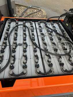 Elektro čtyřkolový VZV 2013  Toyota 7FBMF30 (9)