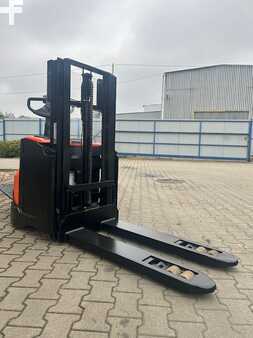 Ledstaplare gå 2017  BT SWE 200D (7)