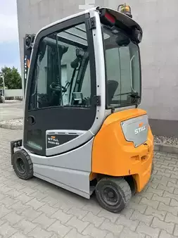 Elektryczne 4-kołowe 2018  Still RX 20-20 (2)