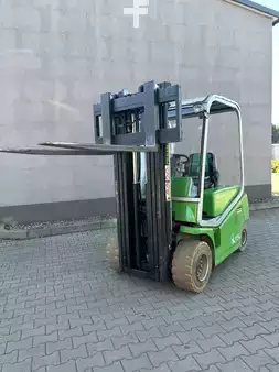 Elektryczne 4-kołowe  Cesab BLITZ 300AC (1)