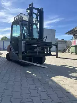 Wózki gazowe  Still RX 70-25 (2)