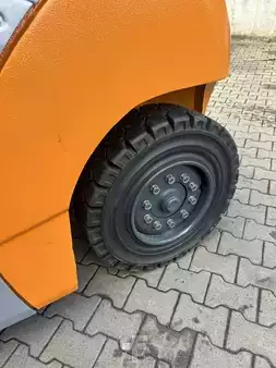 Wózki gazowe 2019  Still RX 70-50 (8)