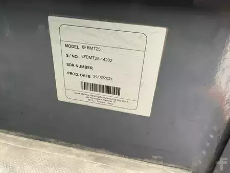 4-wiel elektrische heftrucks 2021  Toyota 8FBMT25 (5)