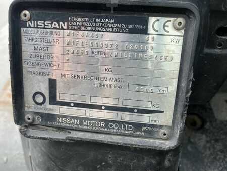 Nissan W1F4A45Y