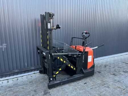 Pallet Stackers 2013  BT SPE120XR (10)