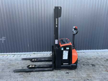 Pallet Stackers 2015  BT SWE120 (2)