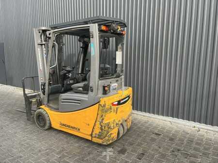 Electric - 3 wheels 2019  Jungheinrich EFG220 (3)