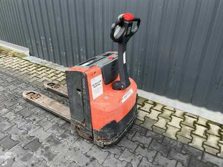 Electric Pallet Trucks 2018  BT LWE200 (3)