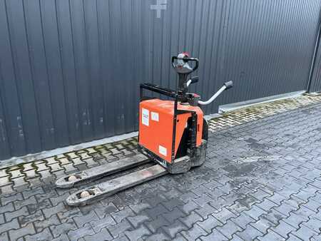 Electric Pallet Jacks 2013  BT LPE200 (1)