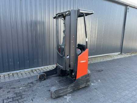 Schubmaststapler 2015  Linde R14X (1)