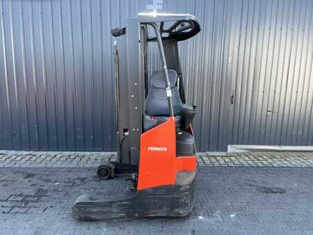 Schubmaststapler 2015  Linde R14X (2)