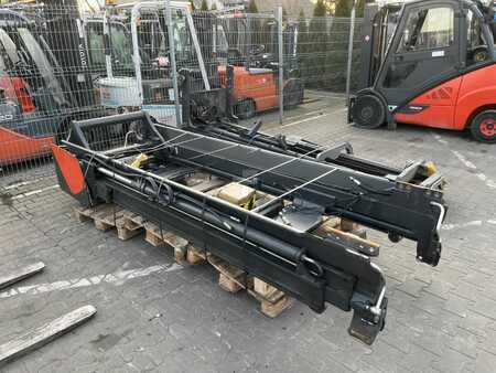 Schubmaststapler 2015  Linde R14X (9)
