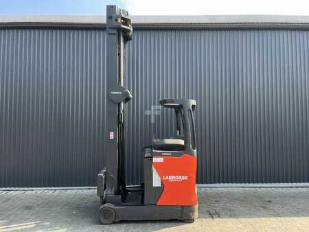 Carretilla retráctil 2016  Linde R14HD-01 (2)