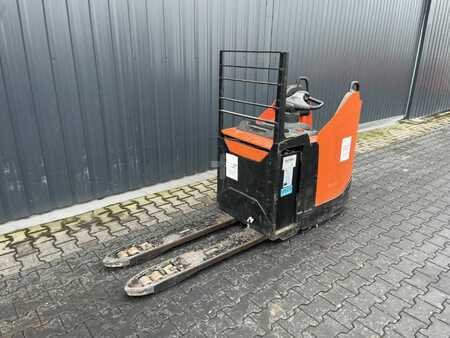 Låglyftare El 2015  BT LPE220 (1)