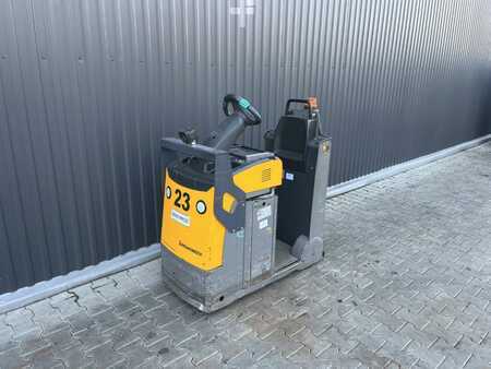 Schlepper 2019  Jungheinrich EZS130 (1)