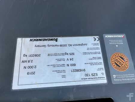 Schlepper 2019  Jungheinrich EZS130 (4)