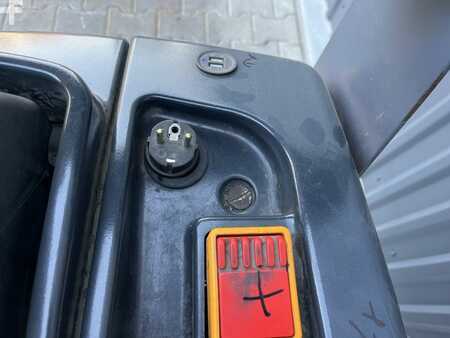 Schlepper 2019  Jungheinrich EZS130 (7)