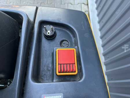 Schlepper 2019  Jungheinrich EZS130 (7)