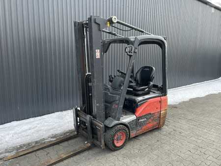 Carrelli elettrici 3 ruote 2018  Linde E15-02 (1)