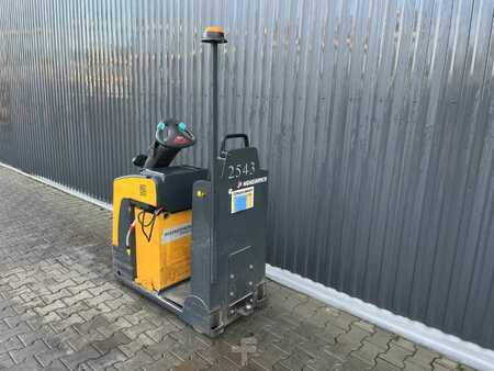 Schlepper 2015  Jungheinrich EZS130 (3)