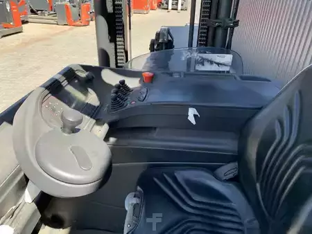 Reach Truck 2018  Linde R12B (7)