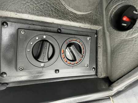 Dieseltruck 2007  Linde H120D (5)