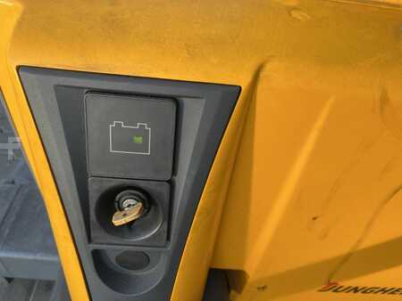 Hochhubwagen 2020  Jungheinrich EMCB10 (7)