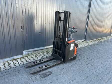 Pallestabler 2015  BT SWE120L (1)