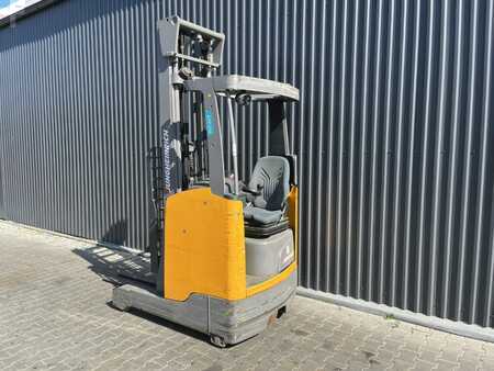 Schubmaststapler 2020  Jungheinrich ETV110 (3)