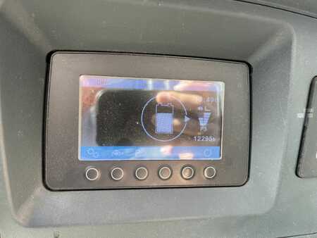 Schubmaststapler 2020  Jungheinrich ETV110 (5)