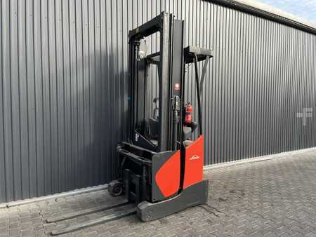 Carrelli retrattili 2017  Linde R16X-03 (1)