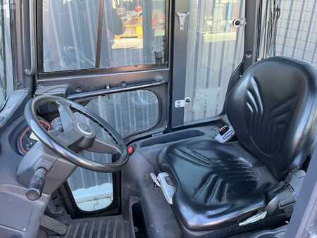 Tractor de arrastre 2019  Linde P60 (7)