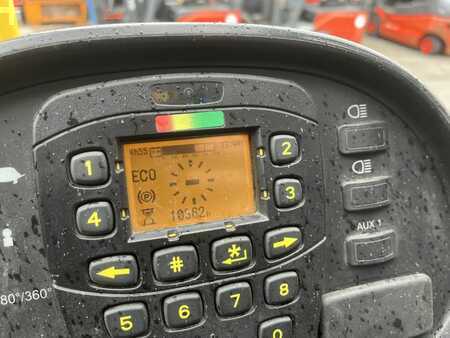 Reach Trucks 2017  Hyster R2.5 (7)
